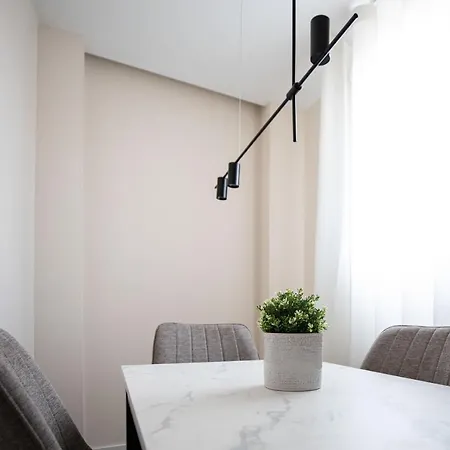 Hartzenbusch Apartment *
