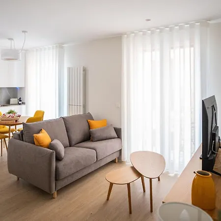 Hartzenbusch Apartment